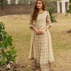 Saira Rizwan Rani-Medium